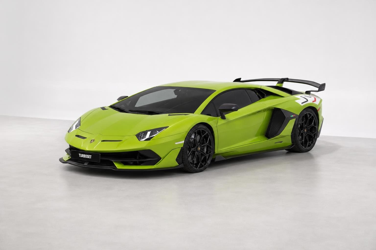 Lamborghini Aventador SVJ studio render