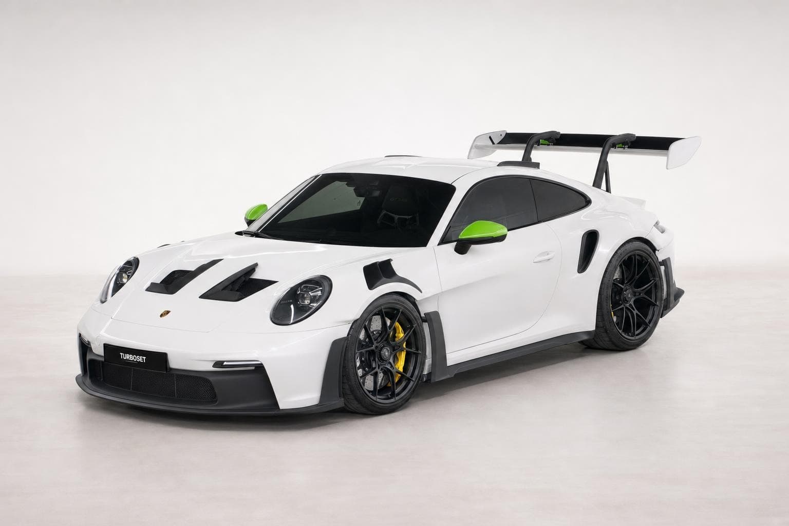 Porsche 911 GT3 RS studio render